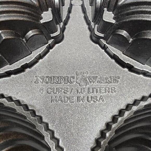 NORDIC WARE 6 Cup‎ Mini Bundt Cake Pan Heavy Cast Aluminum - Picture 6 of 8